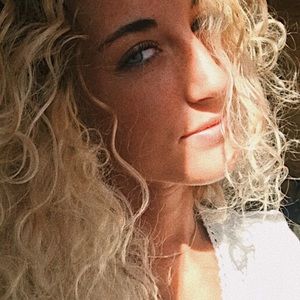 Meet your Posher, Cheyanne